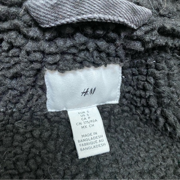 Sherpa Lined Denim Trucker Jacket - Picture 10 of 13